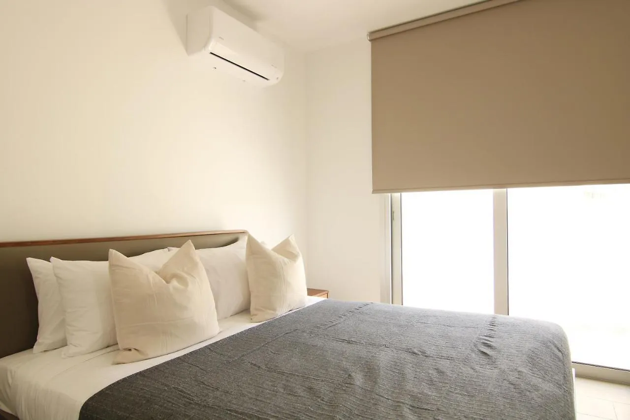 Phaedrus Living Coral Suites Ambiance Lárnaka 0*,  Ciprus